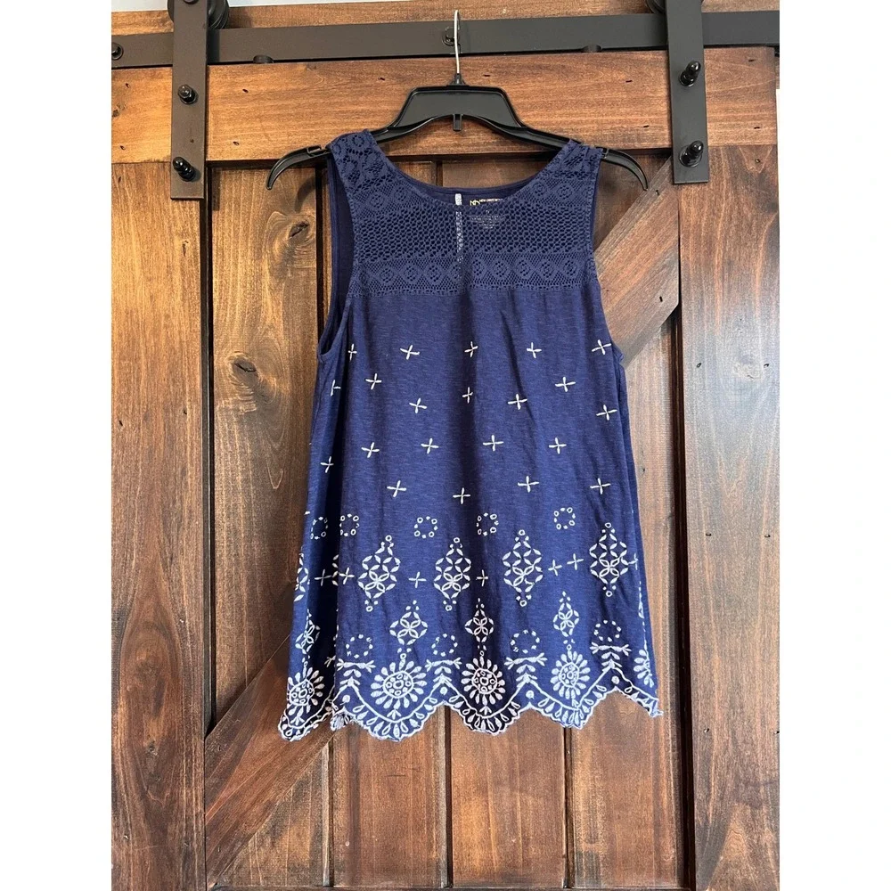 New Directions Weekend Navy Blue‎ Crochet Lace Embroidered Sleeveless Tank Top M - Picture 3 of 11